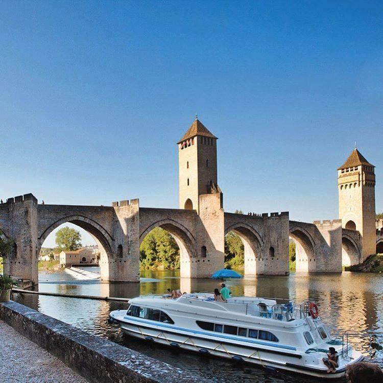 Allees Des Soupirs Cahors Exterior foto